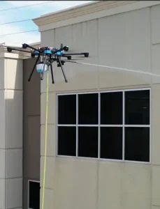 Limpieza de fachadas | Limpieza de vidrios con drone